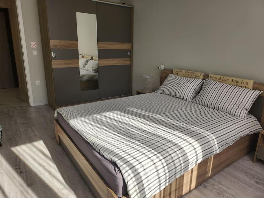 Harmony Apartment 瓦爾納 外观 照片